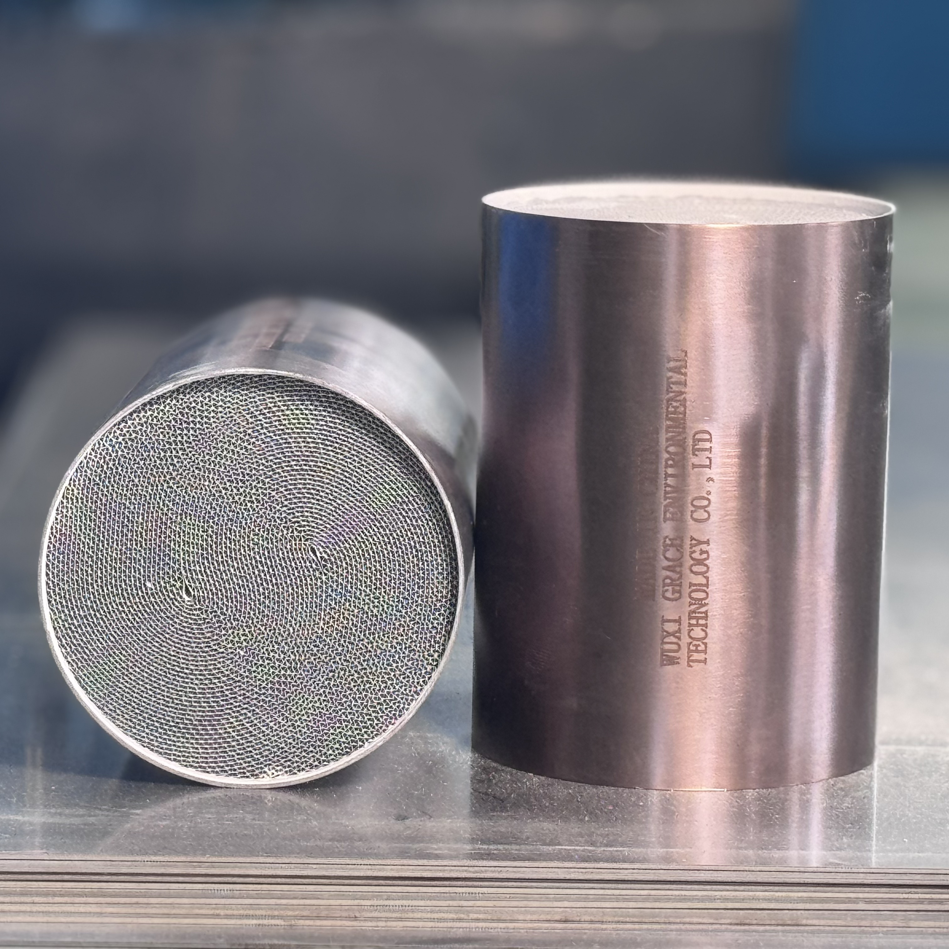 Blog perusahaan terbaru tentang Wawasan Diesel Tugas Berat: Jalur Teknis Integrasi DOC+CDPF untuk Mengatasi Asap Hitam pada Mesin Bergerak Non-Jalan