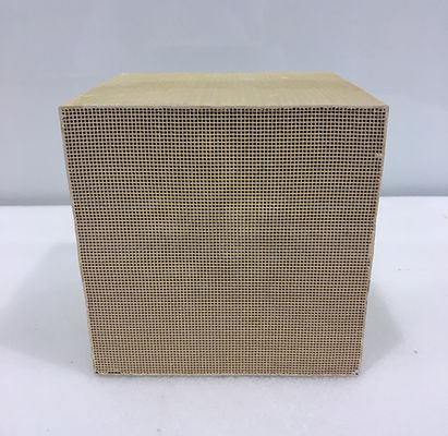 Beli Honeycomb NH3 SCR Denitration Catalyst EURO 5 Untuk Mesin Sintering pembuatan online