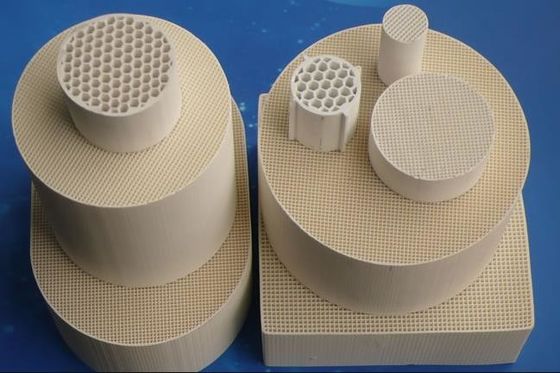 Beli 300 Cpsi Ceramic Catalyst Filter Catalytic Converter Honeycomb 101.6mm pembuatan online